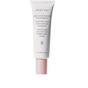 Mary Kay Medium-Coverage Foundation Beige 300